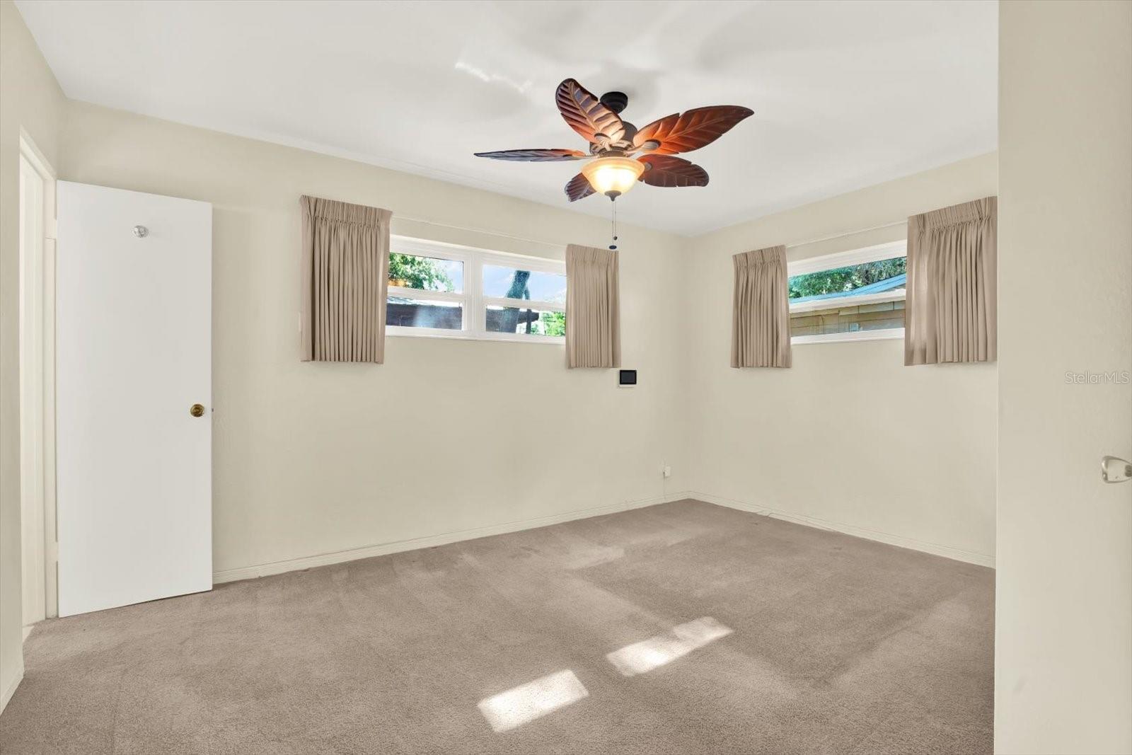 Image 14 of 34 For 2561 58th Street N