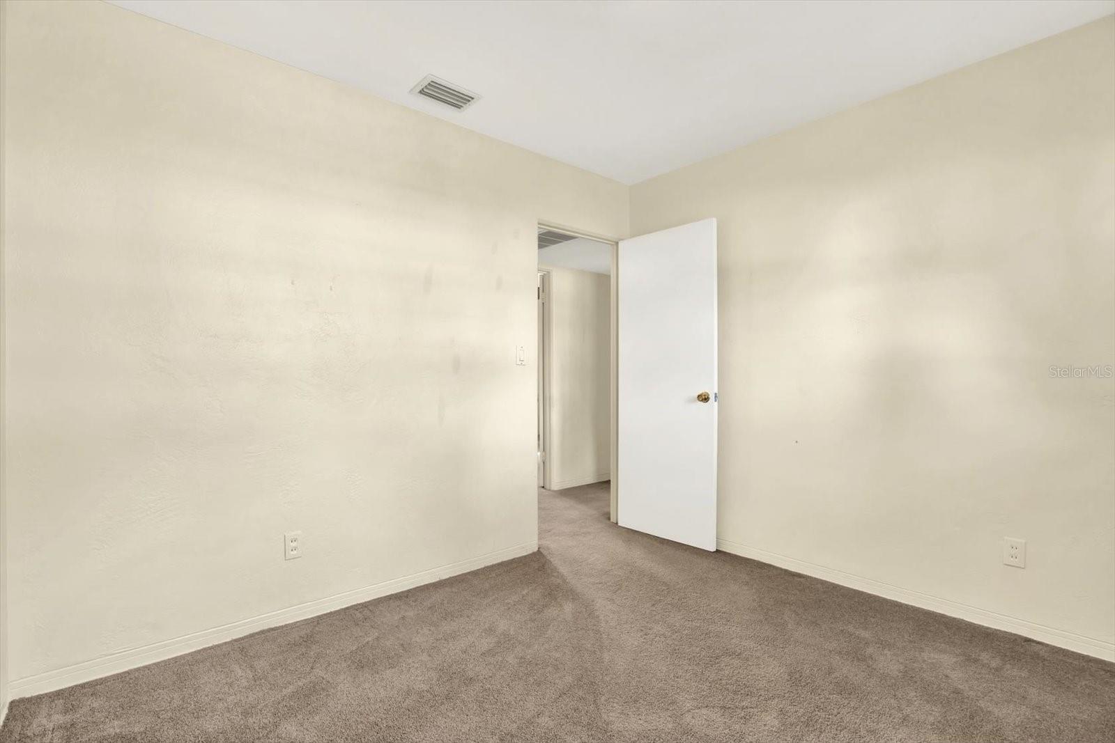 Image 22 of 34 For 2561 58th Street N