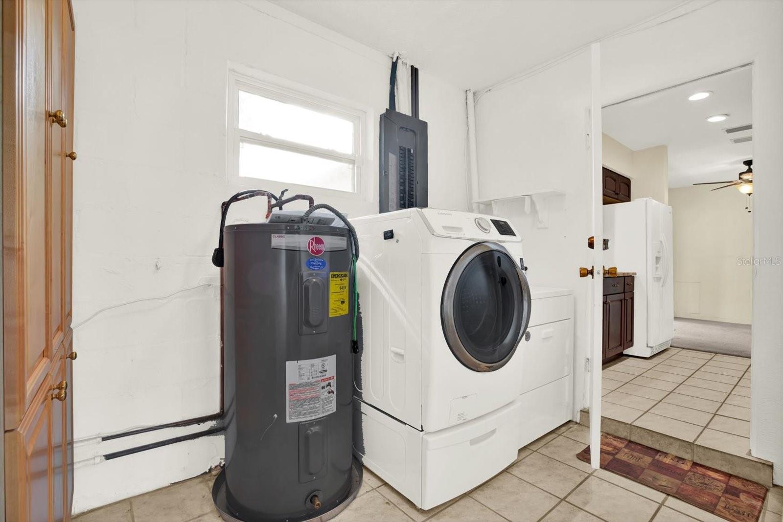 Image 25 of 34 For 2561 58th Street N