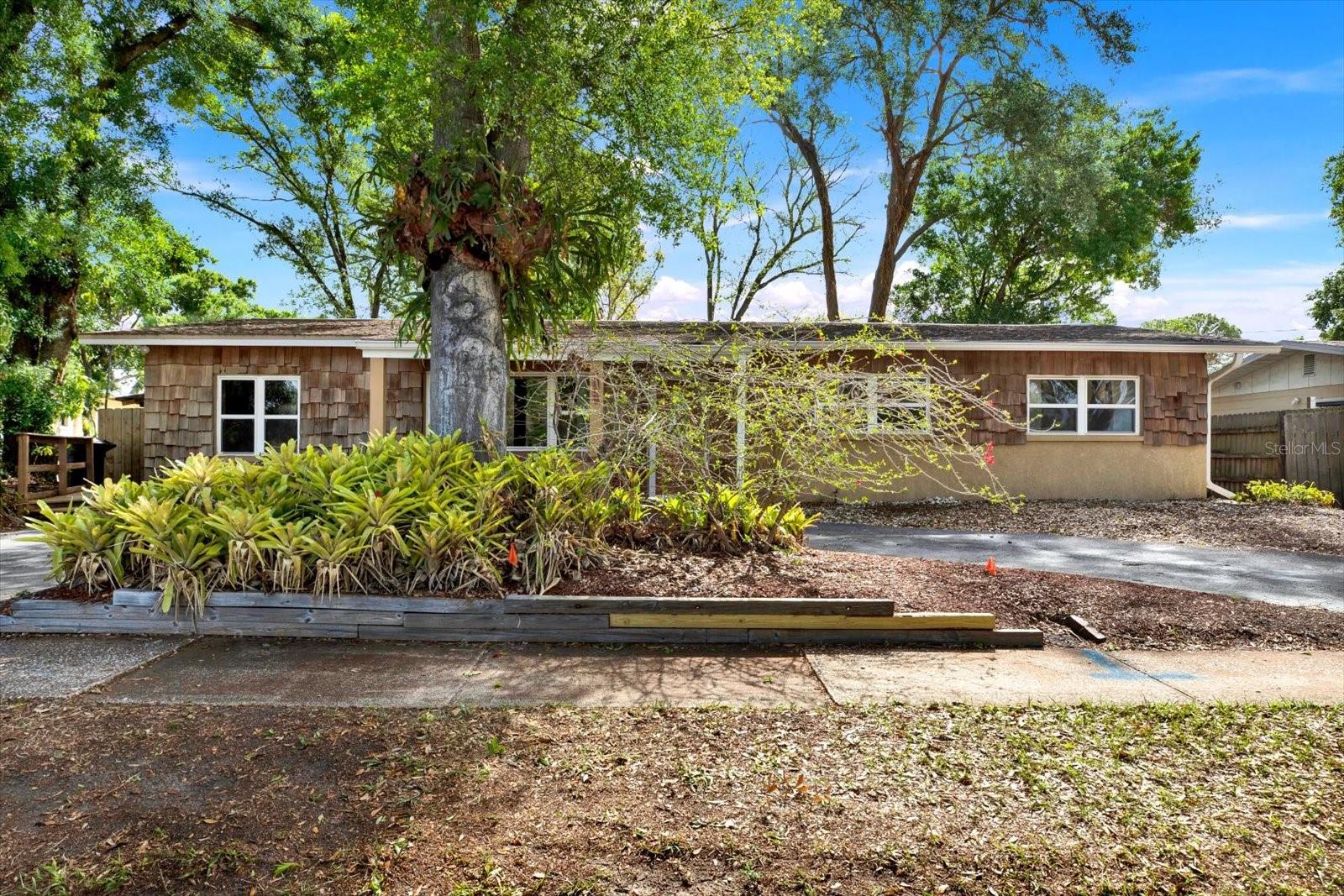 Image 7 of 34 For 2561 58th Street N