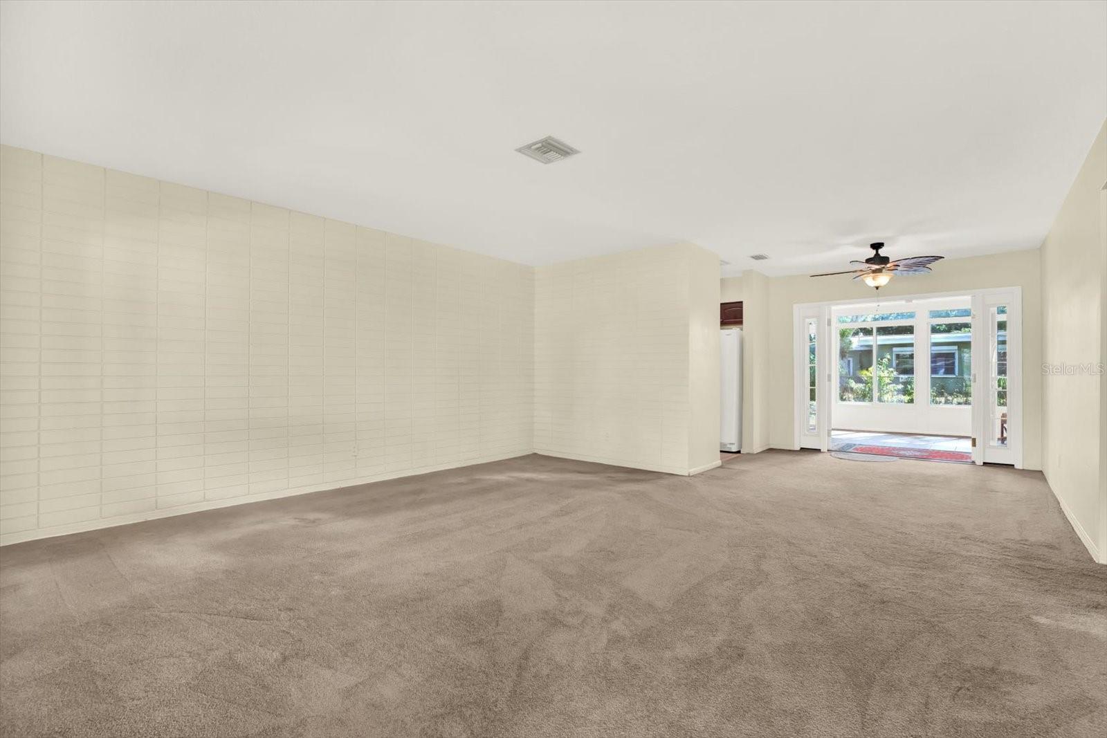 Image 9 of 34 For 2561 58th Street N