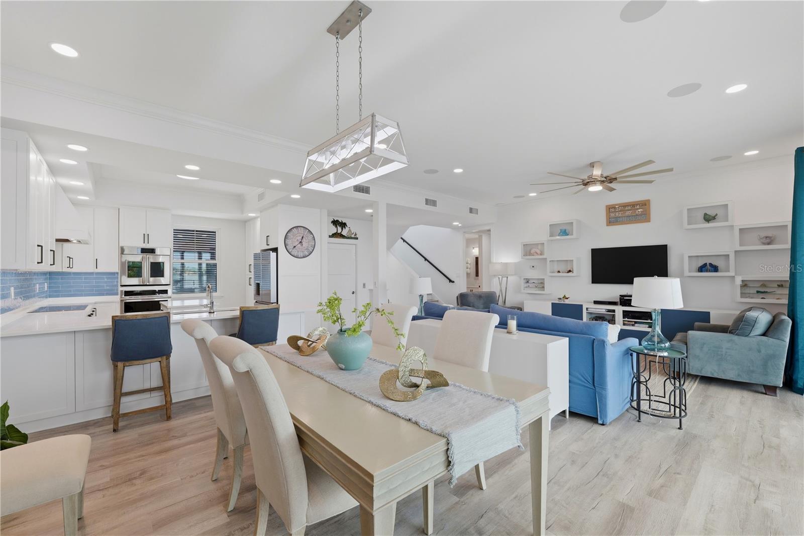 Image 18 of 95 For 2813 Kipps Colony Drive S