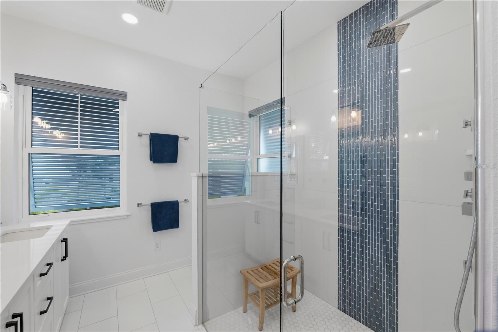 Image 32 of 95 For 2813 Kipps Colony Drive S