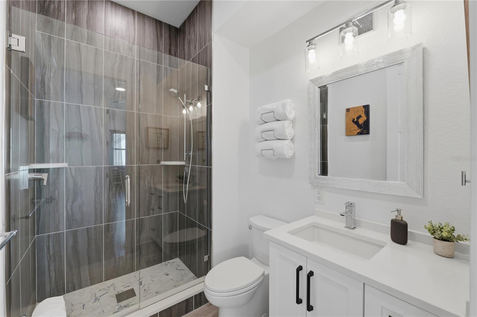 Image 34 of 95 For 2813 Kipps Colony Drive S