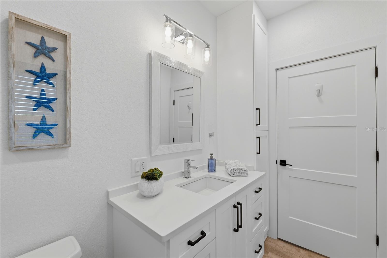 Image 36 of 95 For 2813 Kipps Colony Drive S