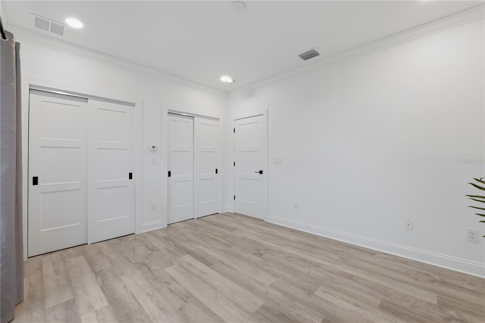 Image 39 of 95 For 2813 Kipps Colony Drive S