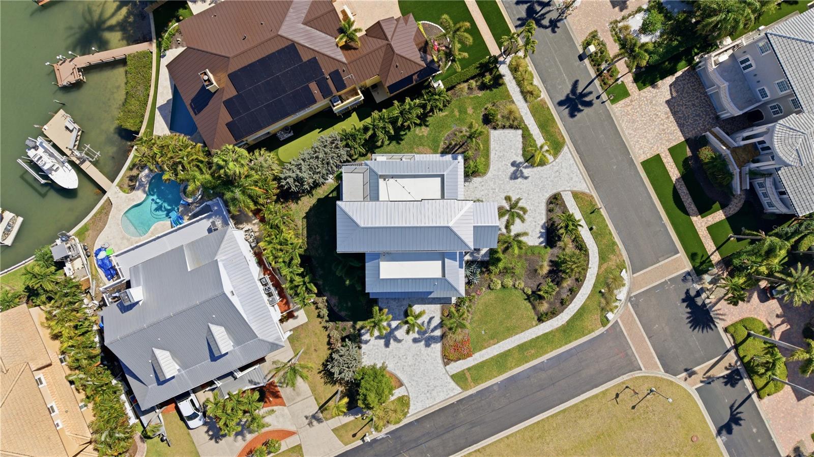 Image 52 of 95 For 2813 Kipps Colony Drive S