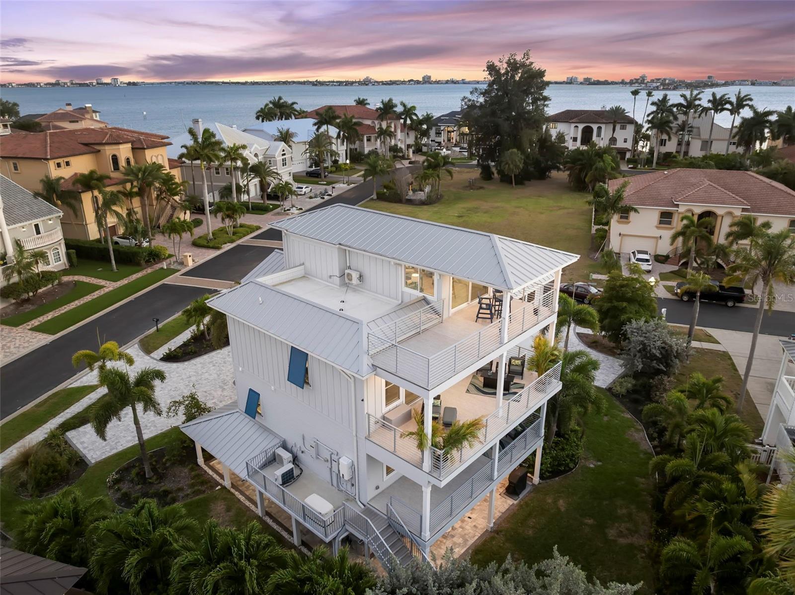 Image 70 of 95 For 2813 Kipps Colony Drive S