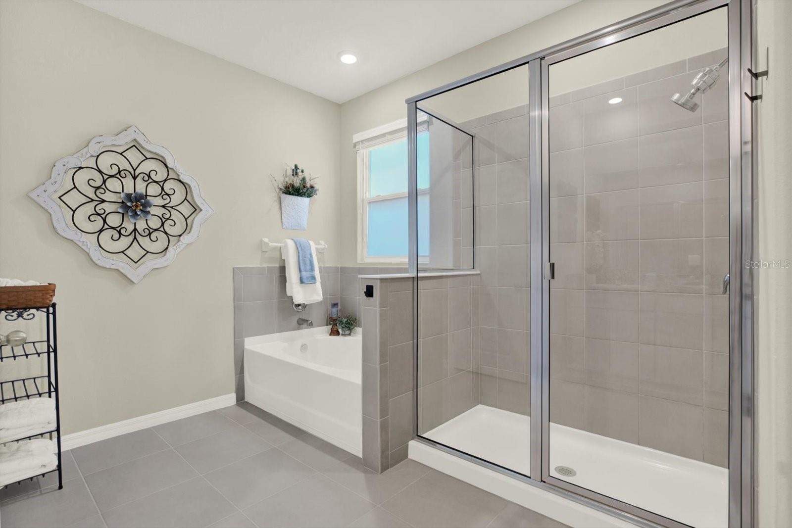 Image 20 of 61 For 10186 Shoreline View Way