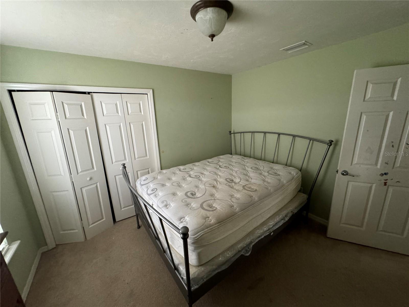 Image 16 of 37 For 9590 98th Avenue