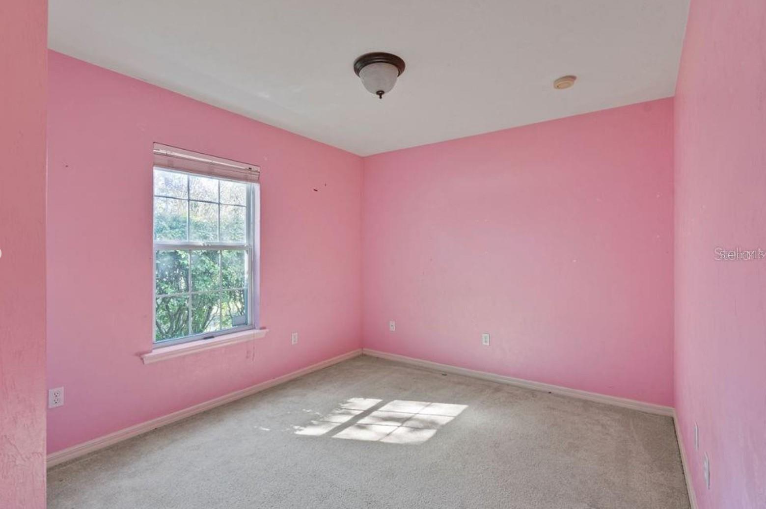 Image 20 of 37 For 9590 98th Avenue