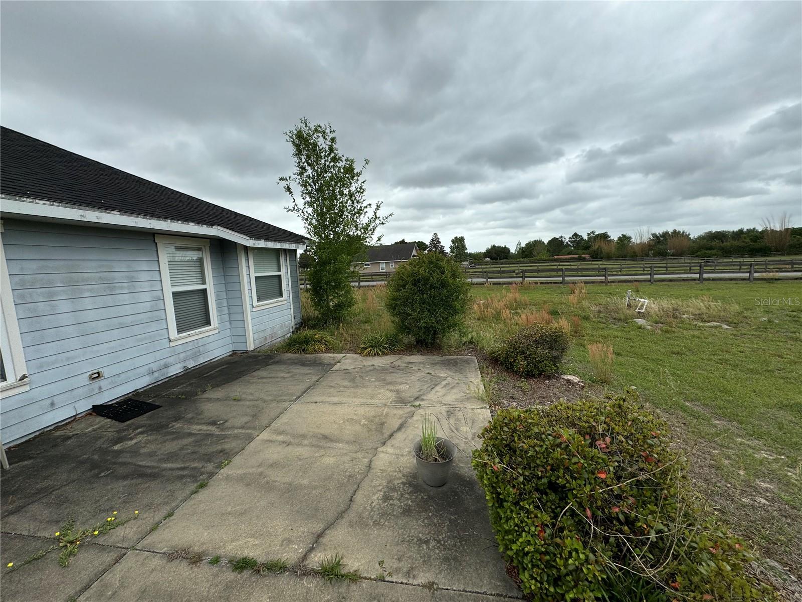 Image 31 of 37 For 9590 98th Avenue