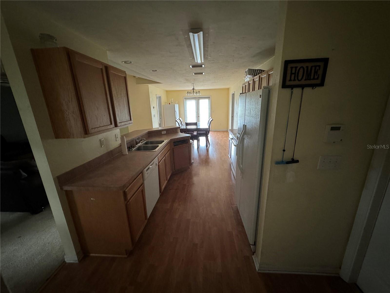 Image 9 of 37 For 9590 98th Avenue