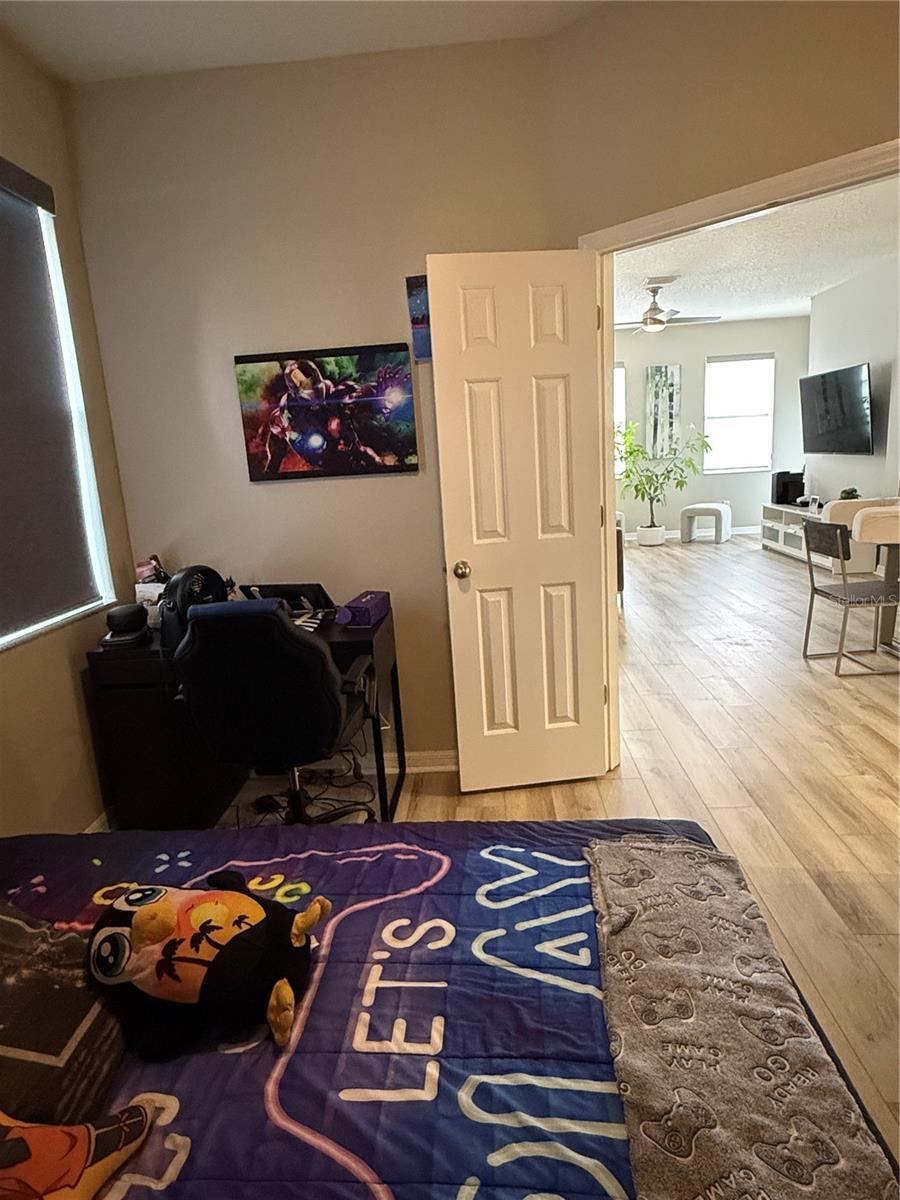 Image 11 of 26 For 9410 Georgian Park Lane 110