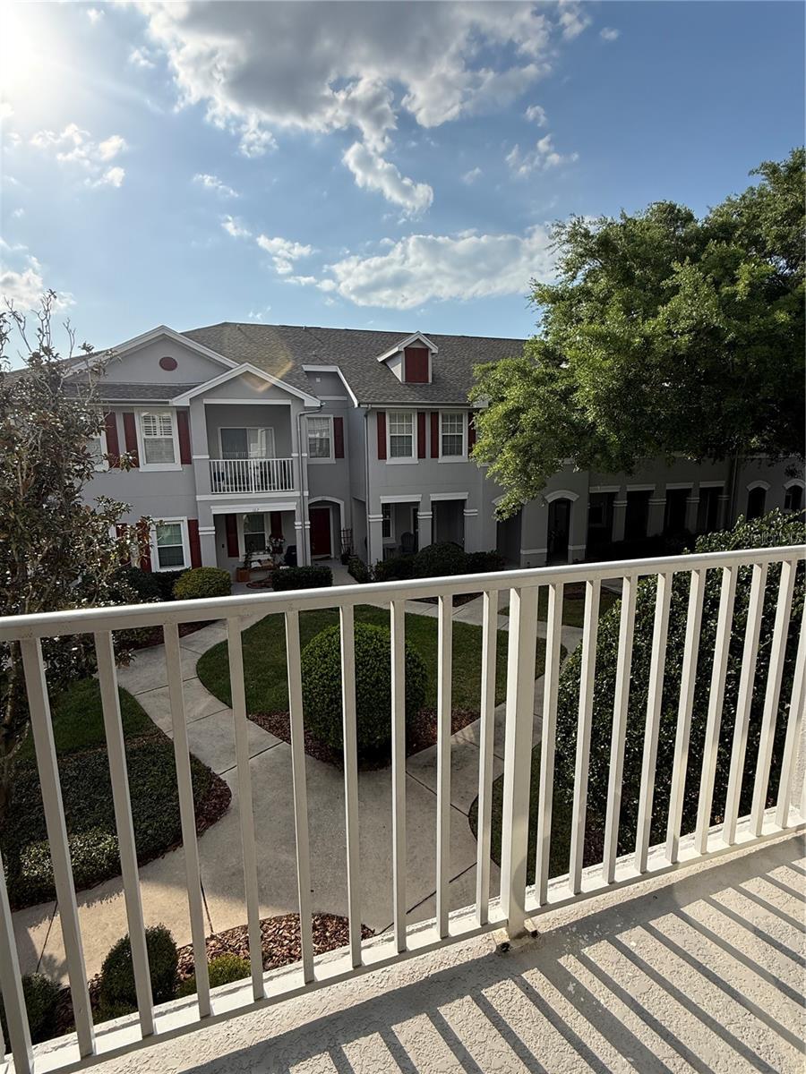 Image 19 of 26 For 9410 Georgian Park Lane 110