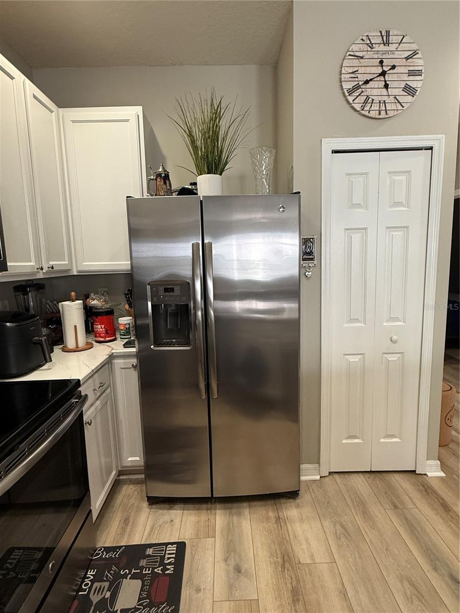 Image 4 of 26 For 9410 Georgian Park Lane 110