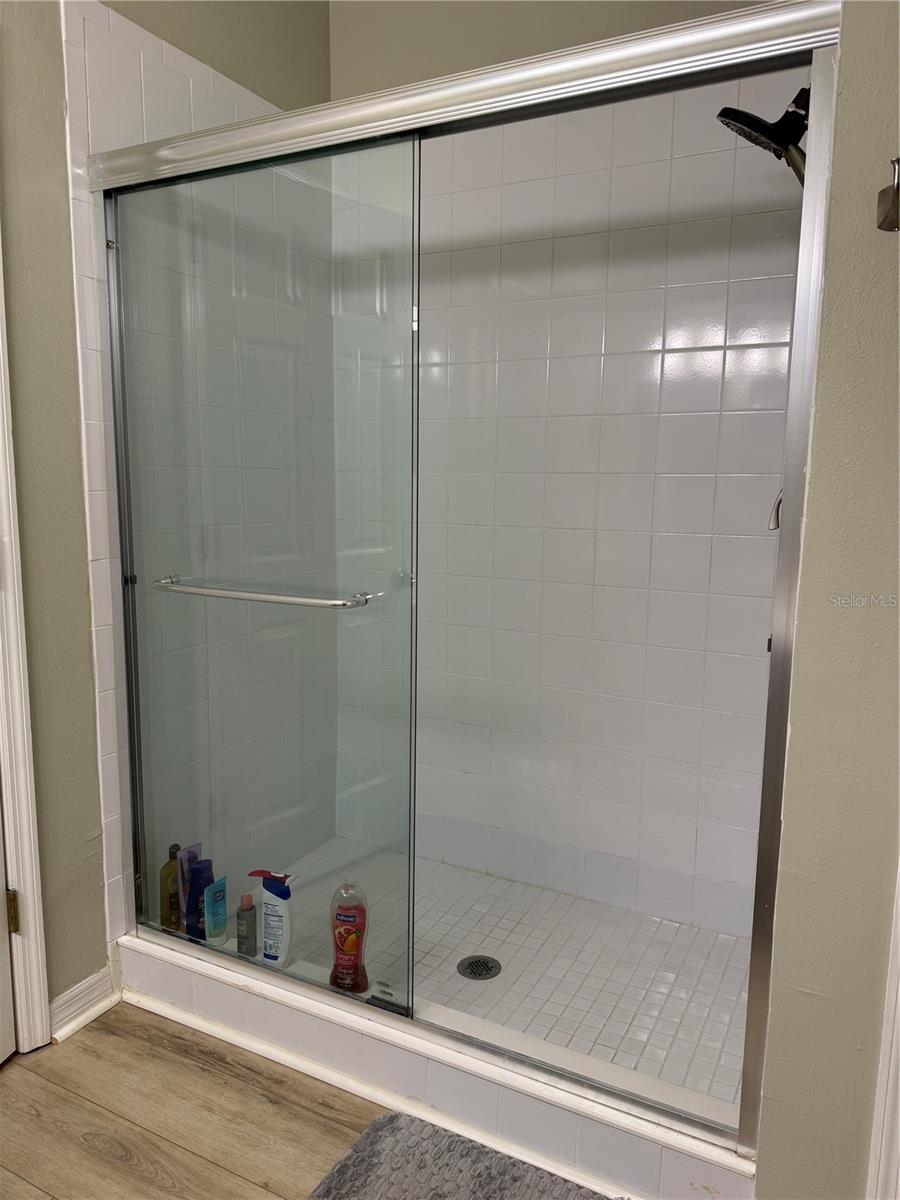 Image 7 of 26 For 9410 Georgian Park Lane 110