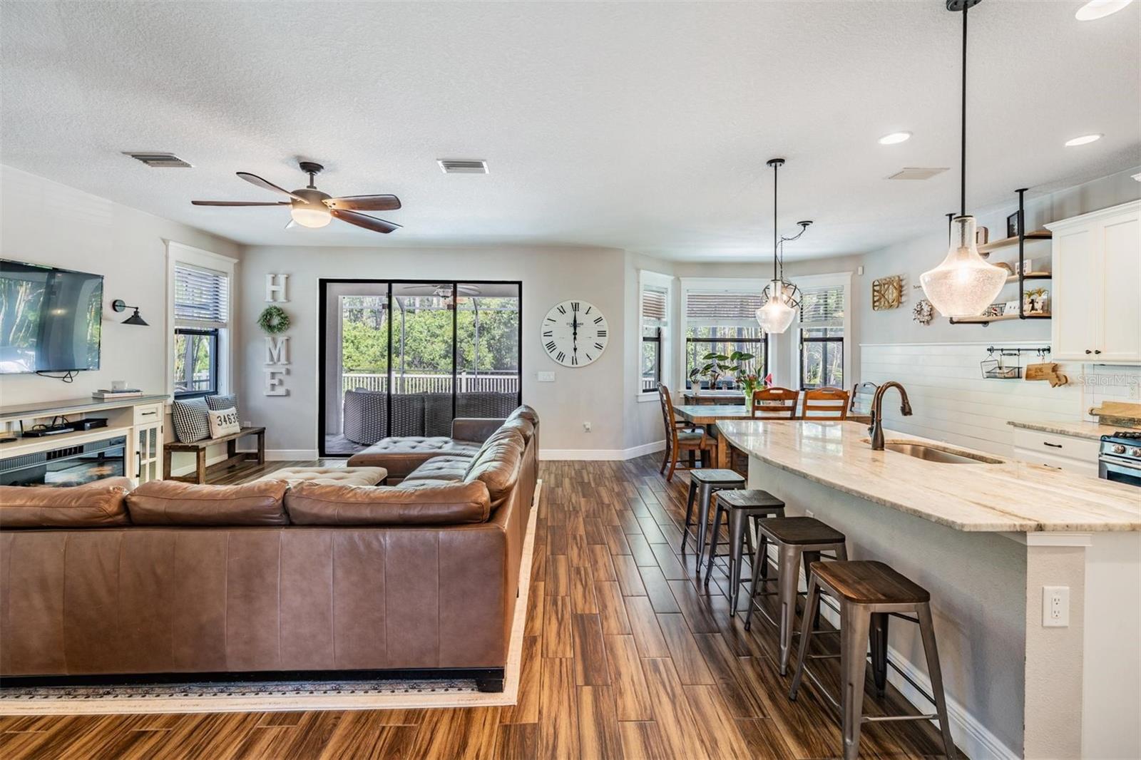 Image 11 of 70 For 19545 Post Island Loop