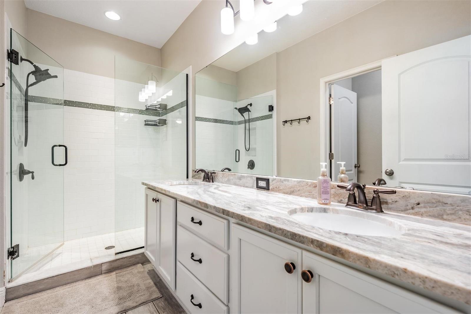 Image 23 of 70 For 19545 Post Island Loop