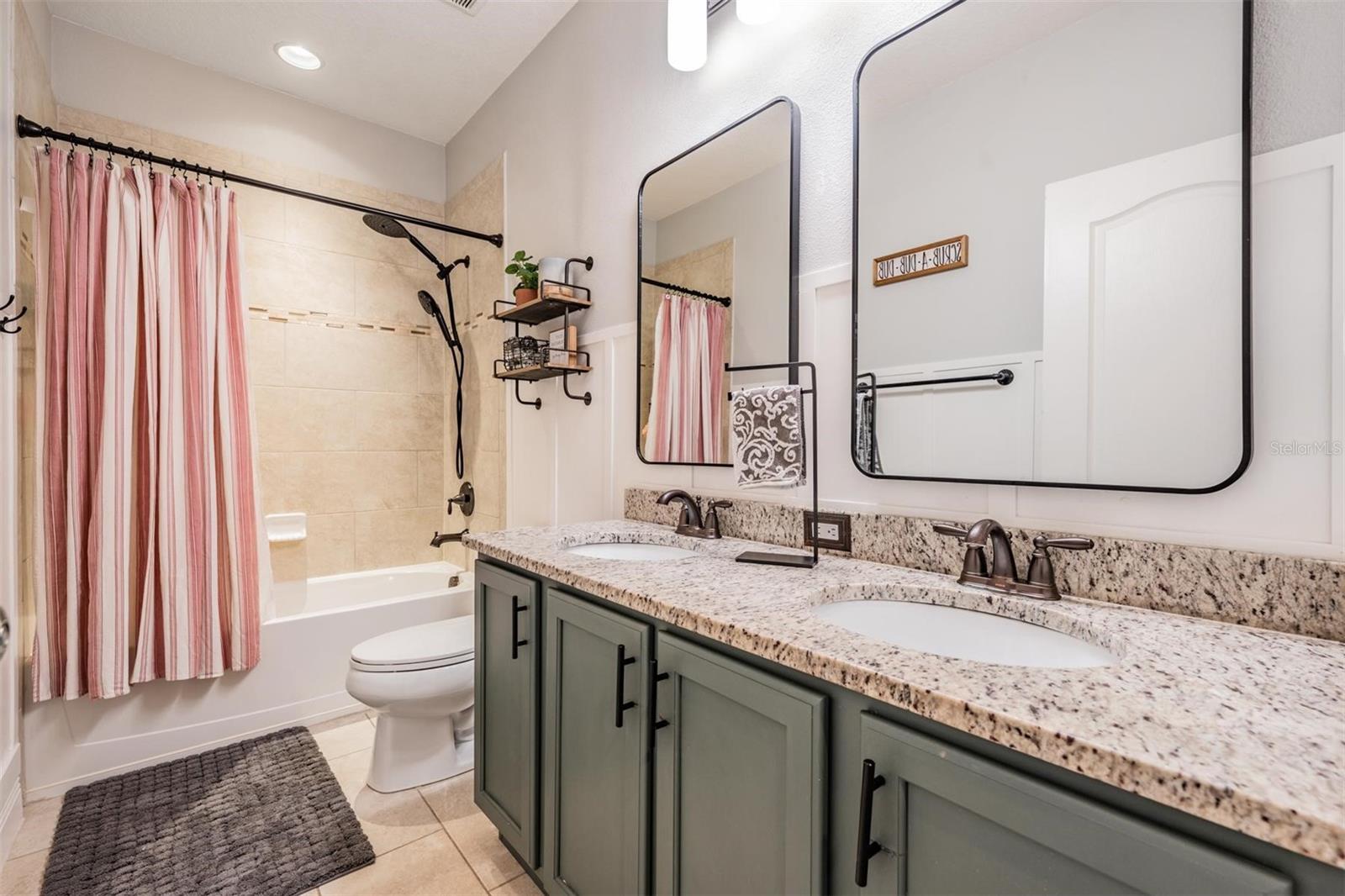 Image 30 of 70 For 19545 Post Island Loop