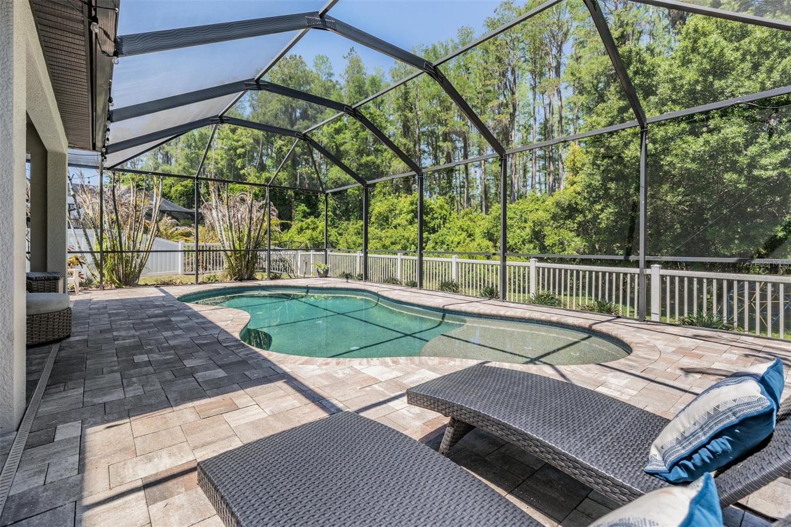 Image 35 of 70 For 19545 Post Island Loop