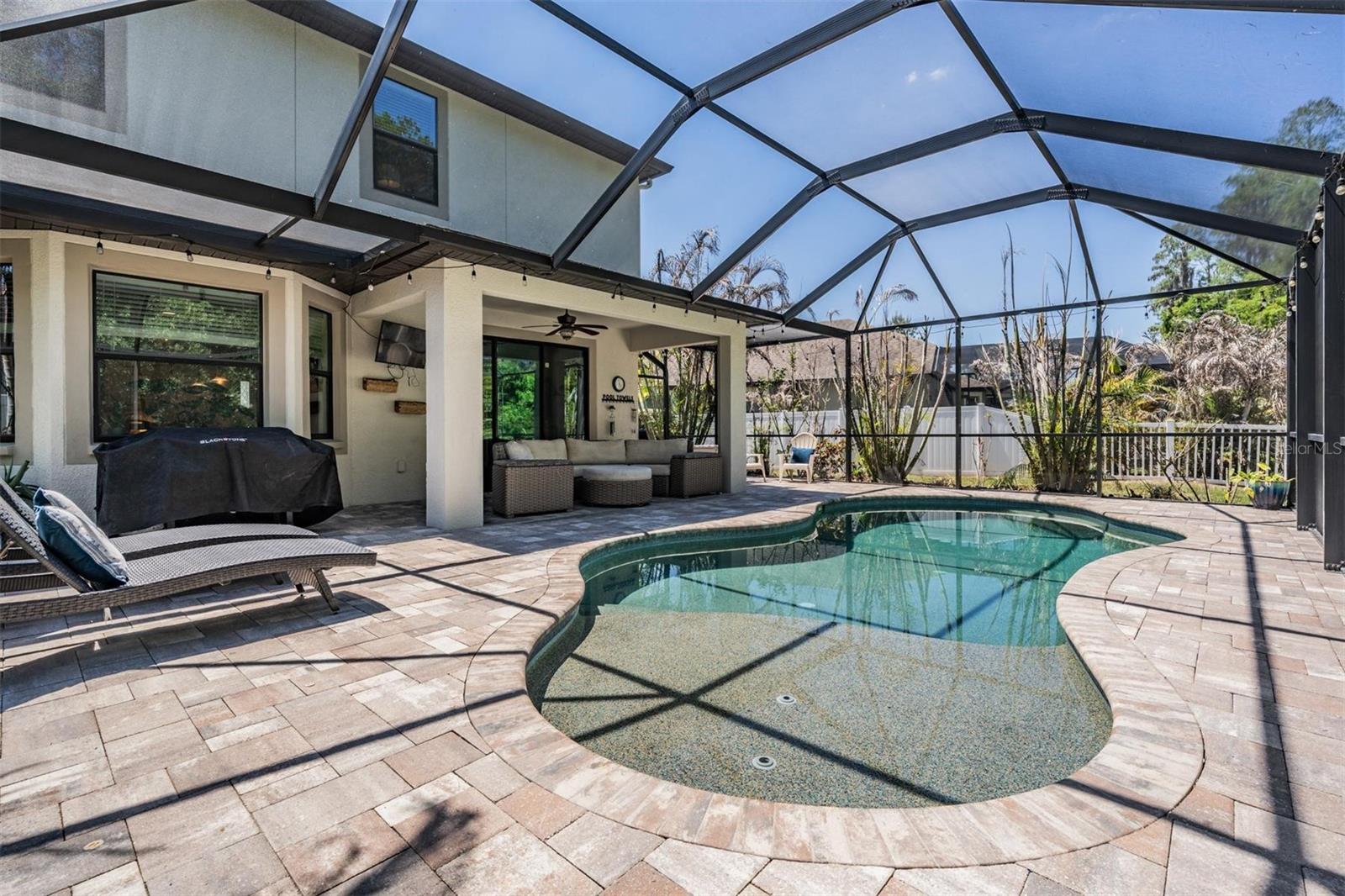 Image 36 of 70 For 19545 Post Island Loop