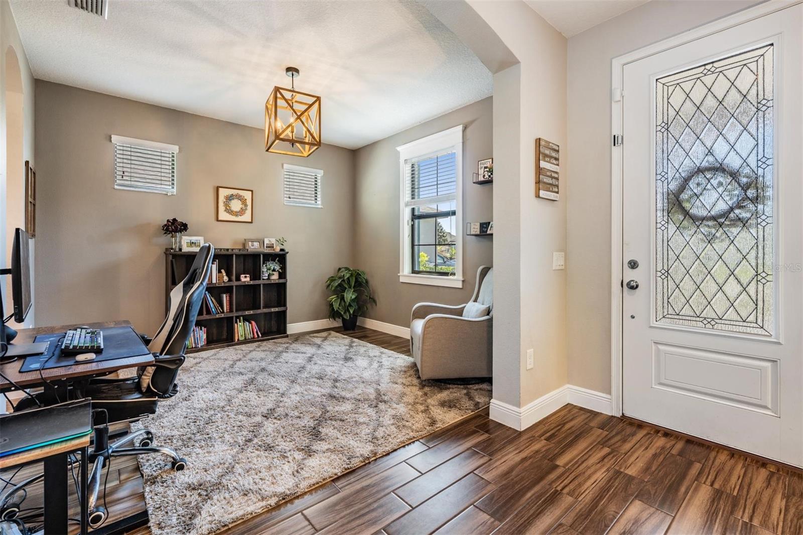 Image 6 of 70 For 19545 Post Island Loop