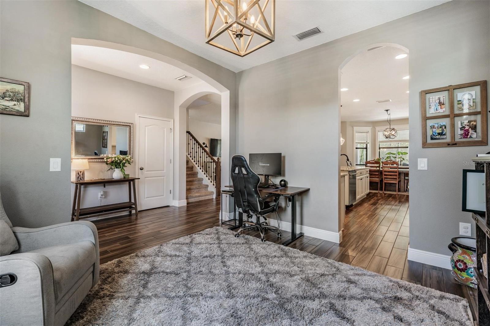 Image 8 of 70 For 19545 Post Island Loop