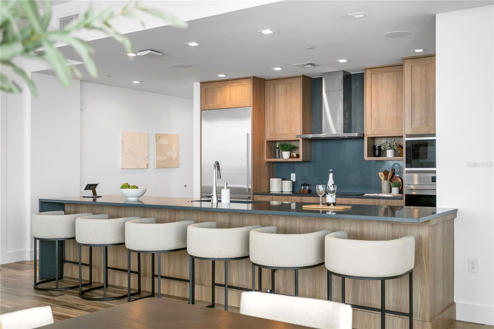 Image 15 of 65 For 5120 Marina Way 11005