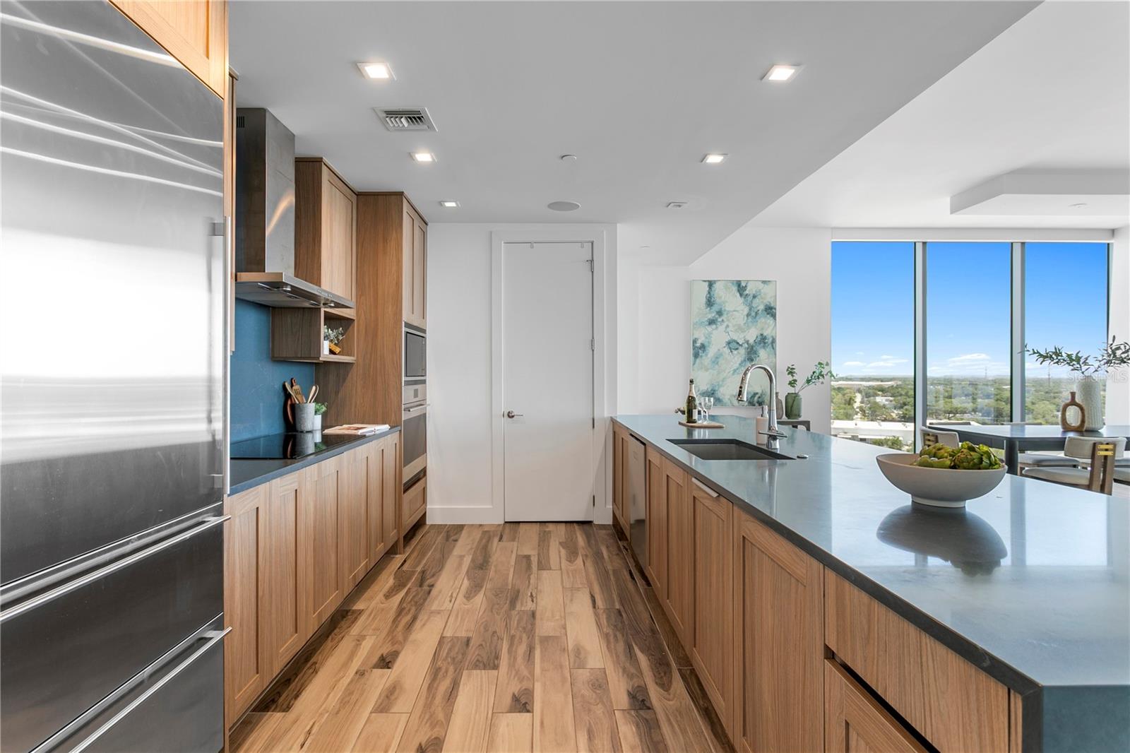 Image 20 of 65 For 5120 Marina Way 11005