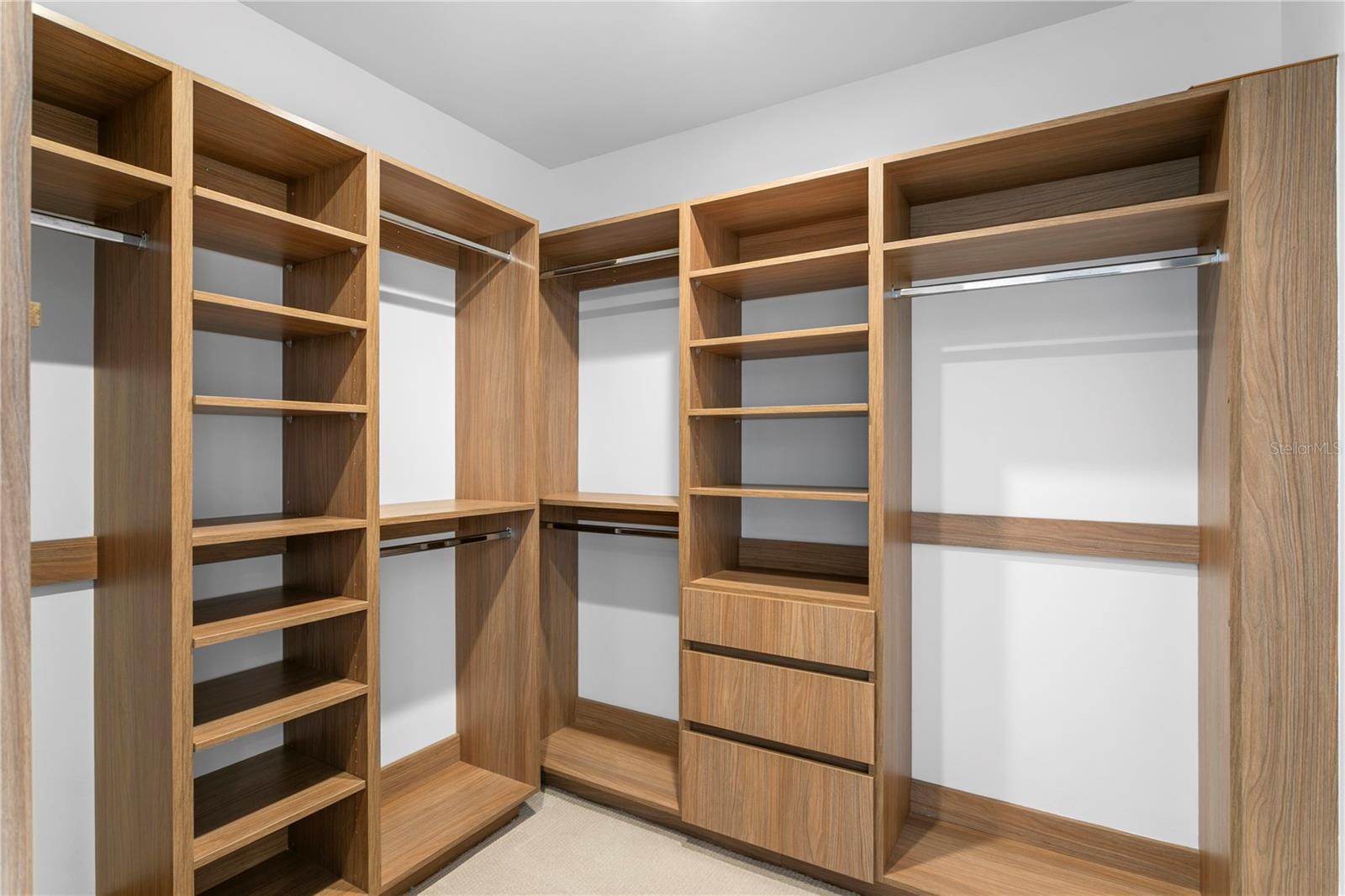 Image 24 of 65 For 5120 Marina Way 11005