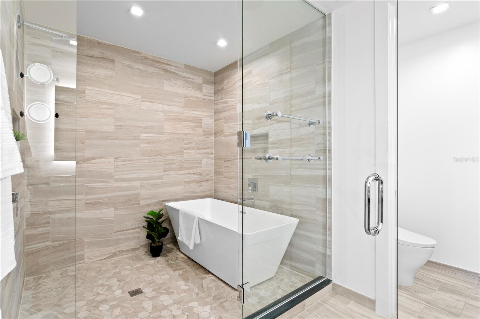 Image 27 of 65 For 5120 Marina Way 11005