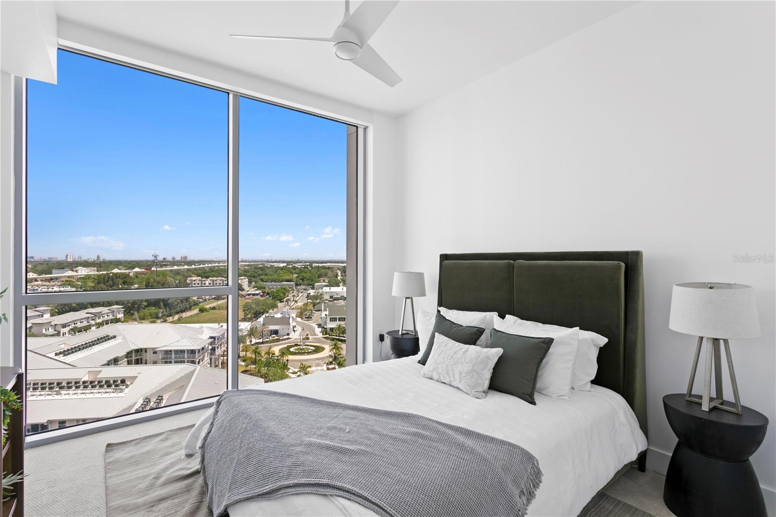 Image 35 of 65 For 5120 Marina Way 11005