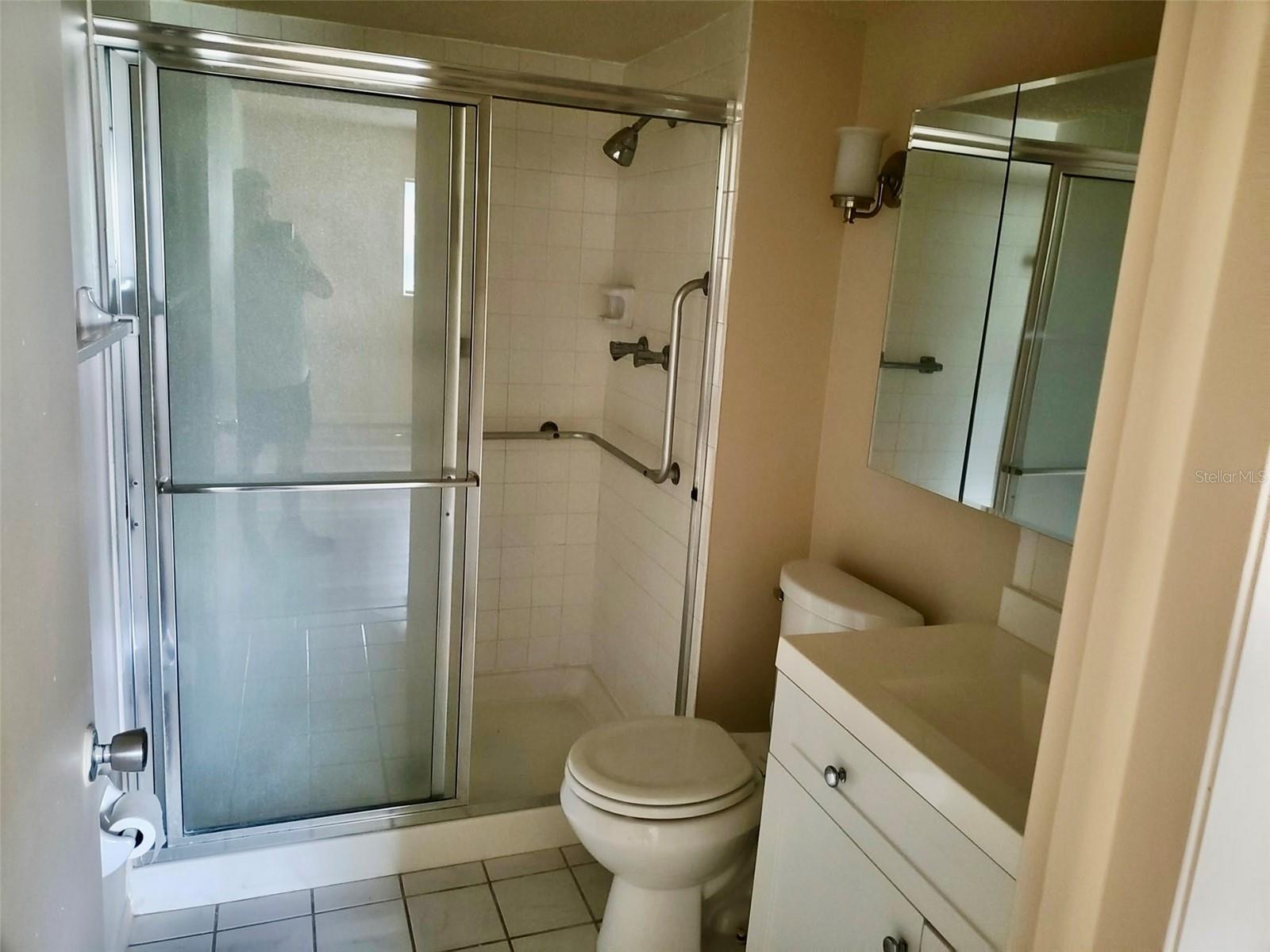 Image 9 of 10 For 11700 Park Blvd  104