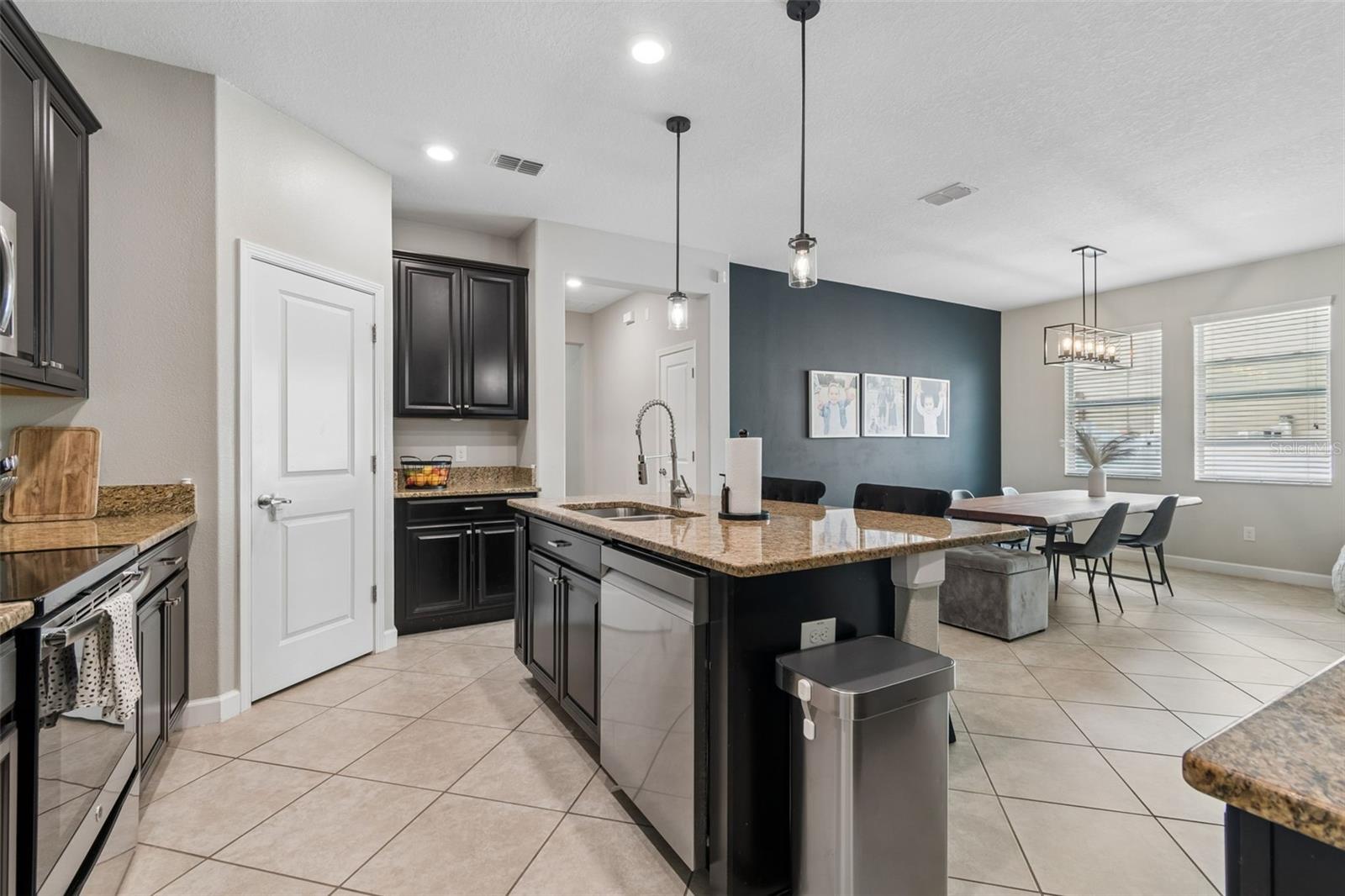 Image 19 of 62 For 19157 Andrea Lynn Lane