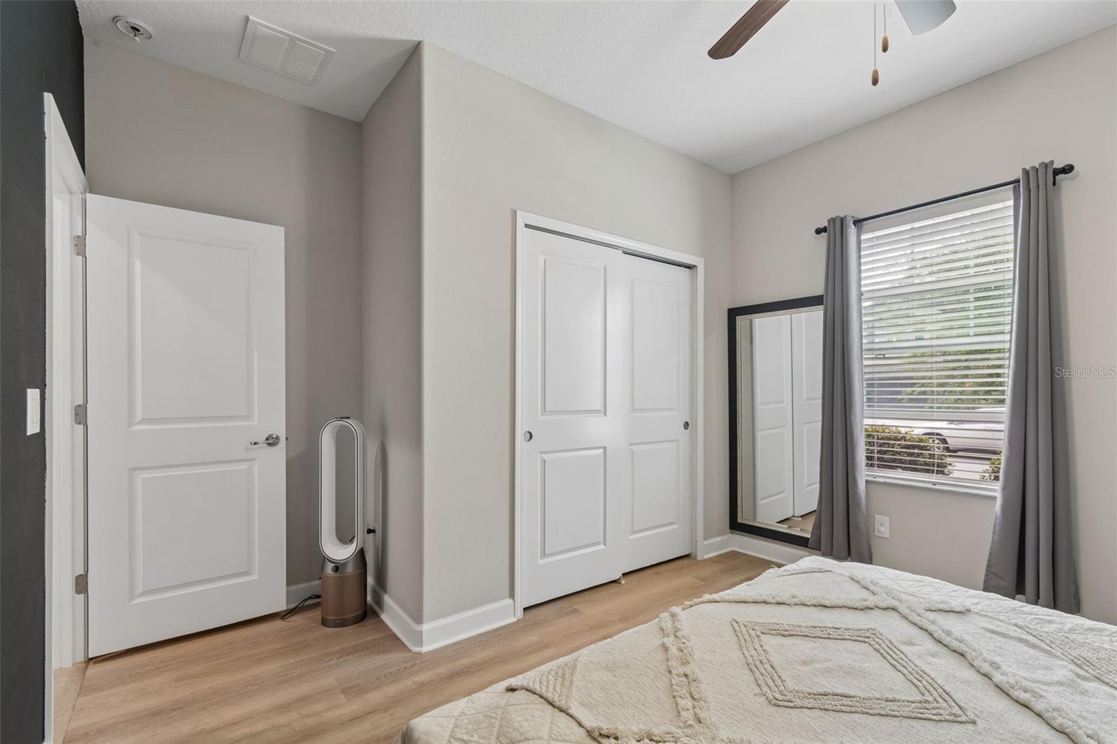 Image 24 of 62 For 19157 Andrea Lynn Lane