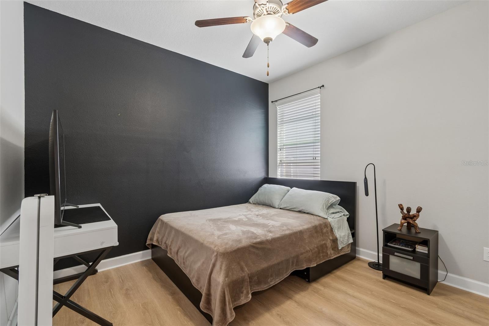 Image 32 of 62 For 19157 Andrea Lynn Lane