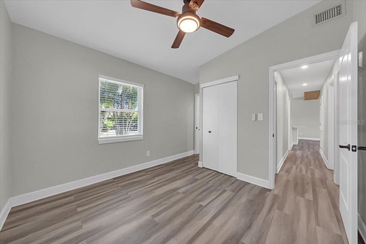 Image 12 of 34 For 3997 Marlin Drive Se