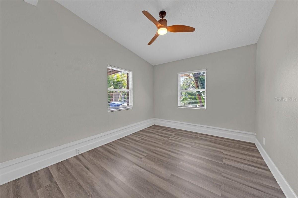 Image 16 of 34 For 3997 Marlin Drive Se