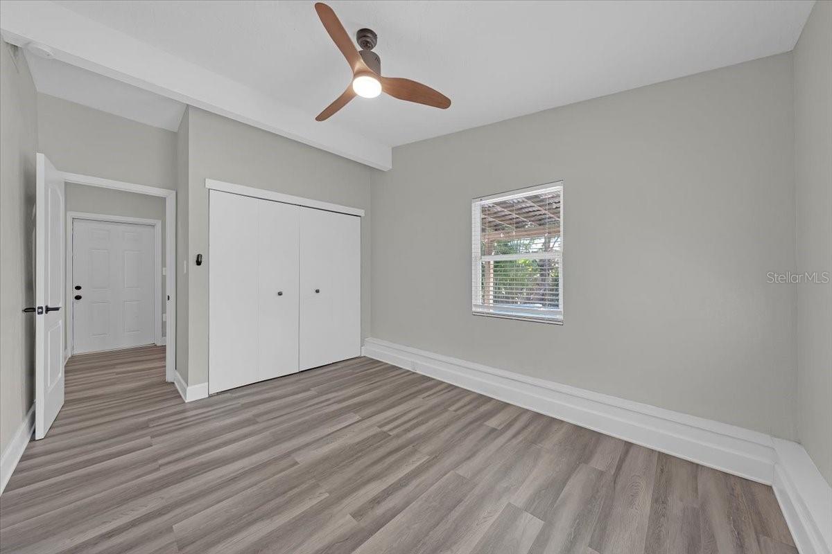 Image 17 of 34 For 3997 Marlin Drive Se