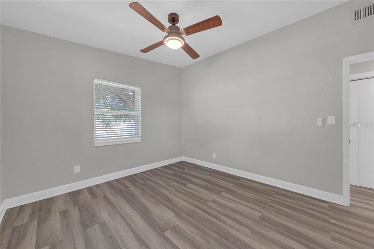 Image 23 of 34 For 3997 Marlin Drive Se