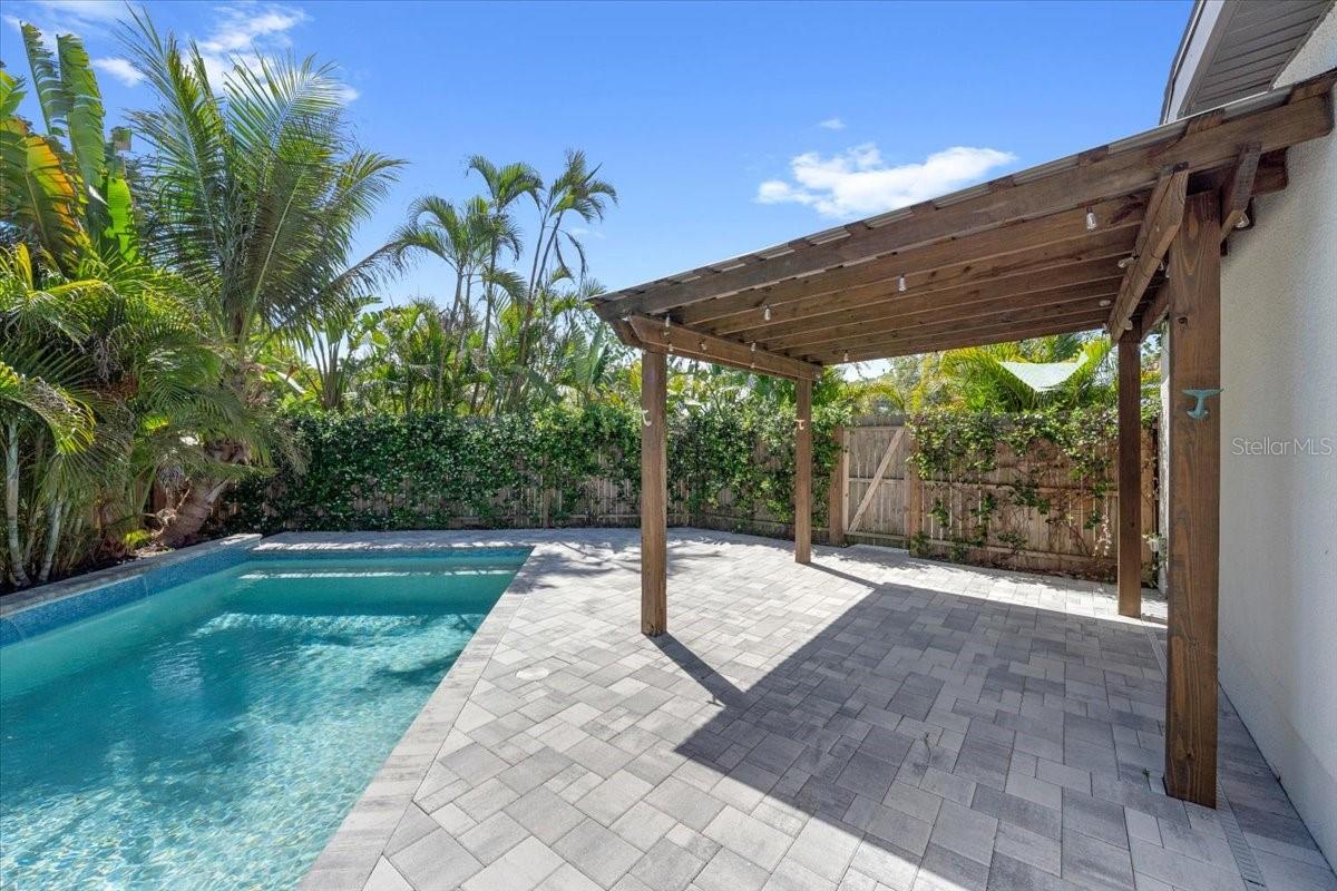 Image 28 of 34 For 3997 Marlin Drive Se