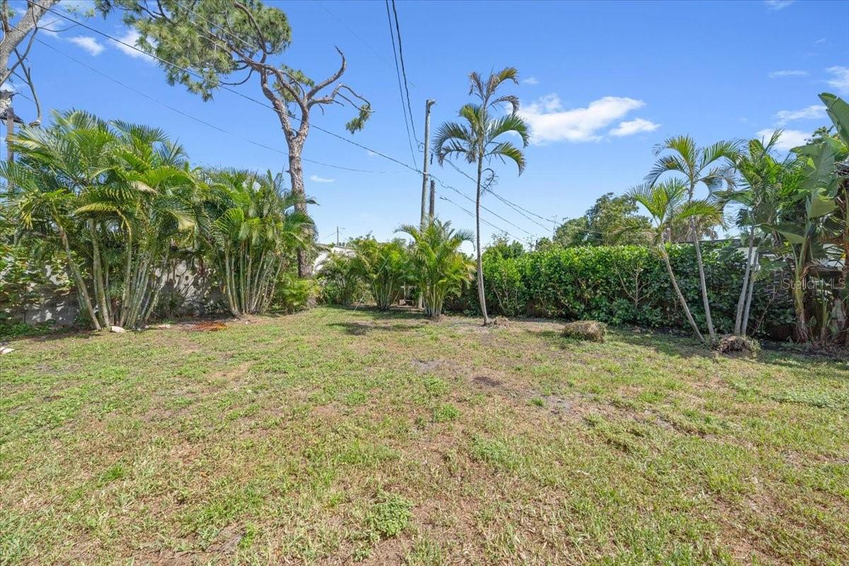 Image 32 of 34 For 3997 Marlin Drive Se