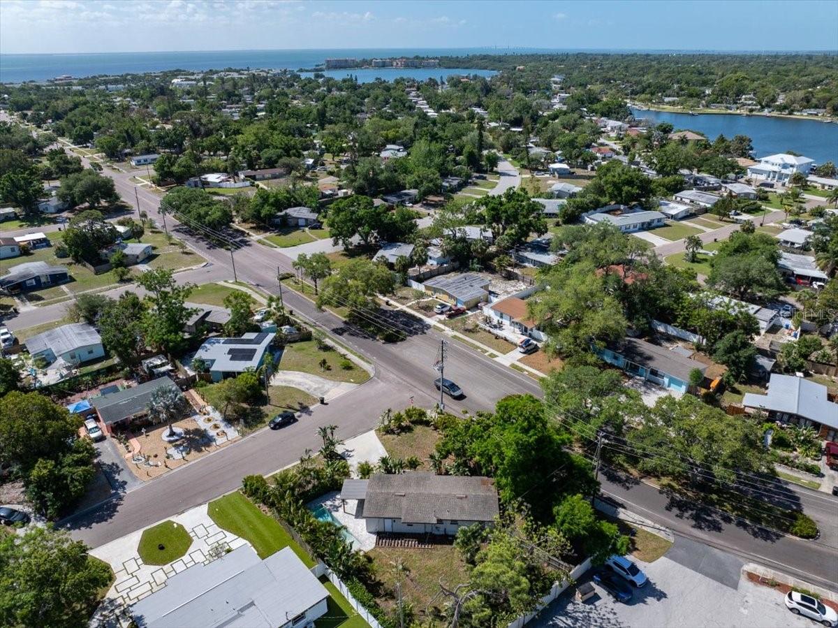 Image 4 of 34 For 3997 Marlin Drive Se