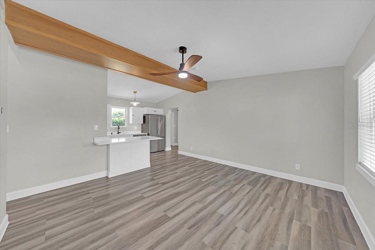 Image 6 of 34 For 3997 Marlin Drive Se