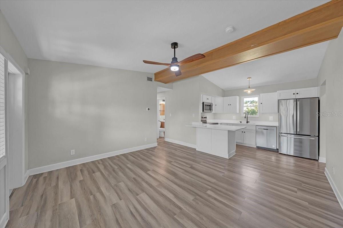 Image 7 of 34 For 3997 Marlin Drive Se