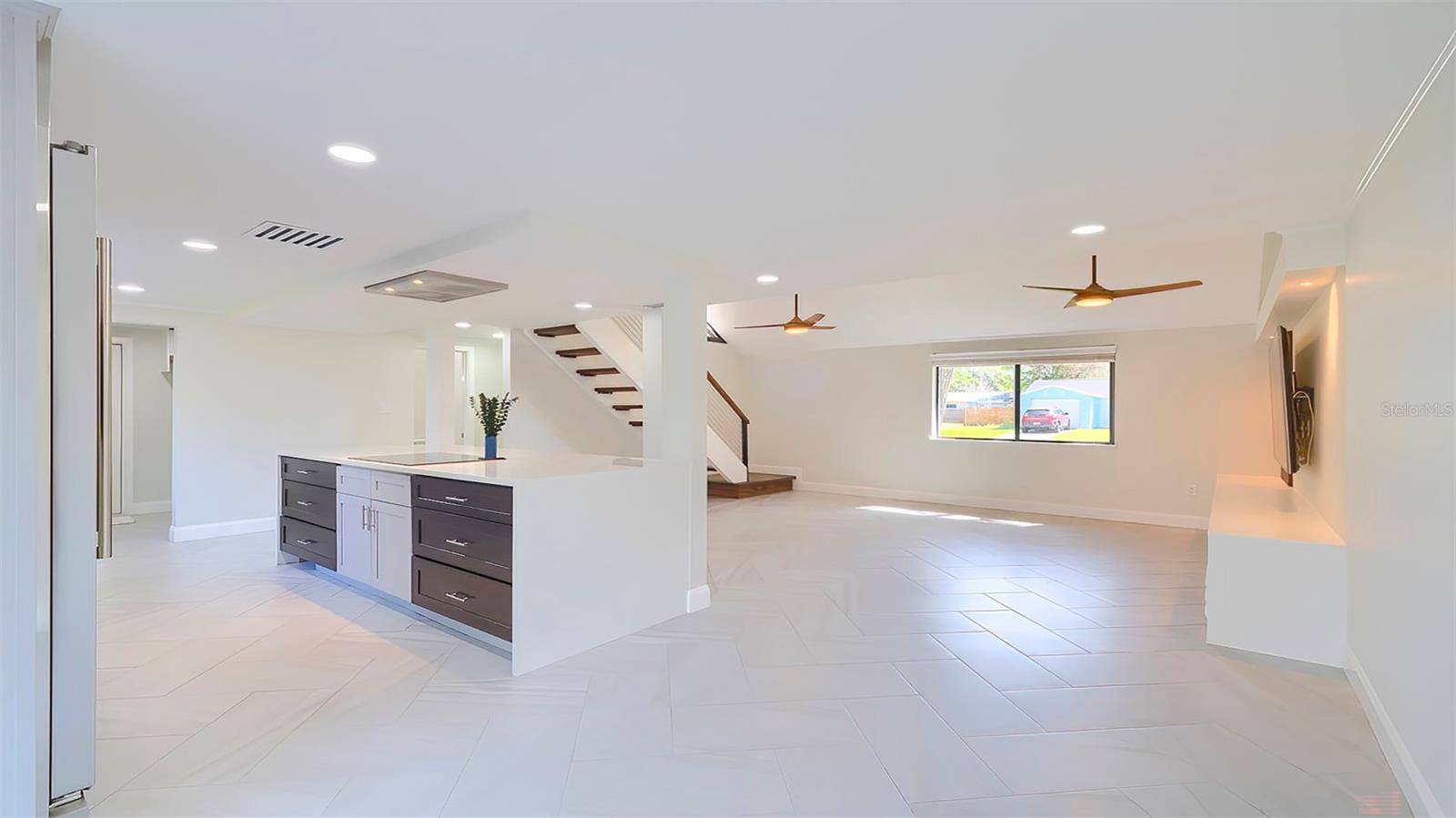 Image 15 of 43 For 7331 Dianne Drive