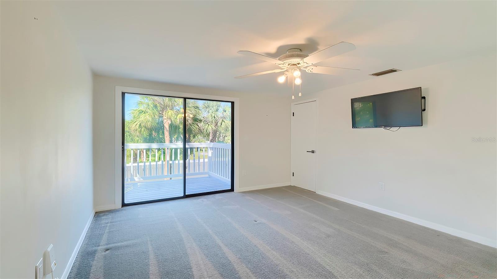 Image 22 of 43 For 7331 Dianne Drive