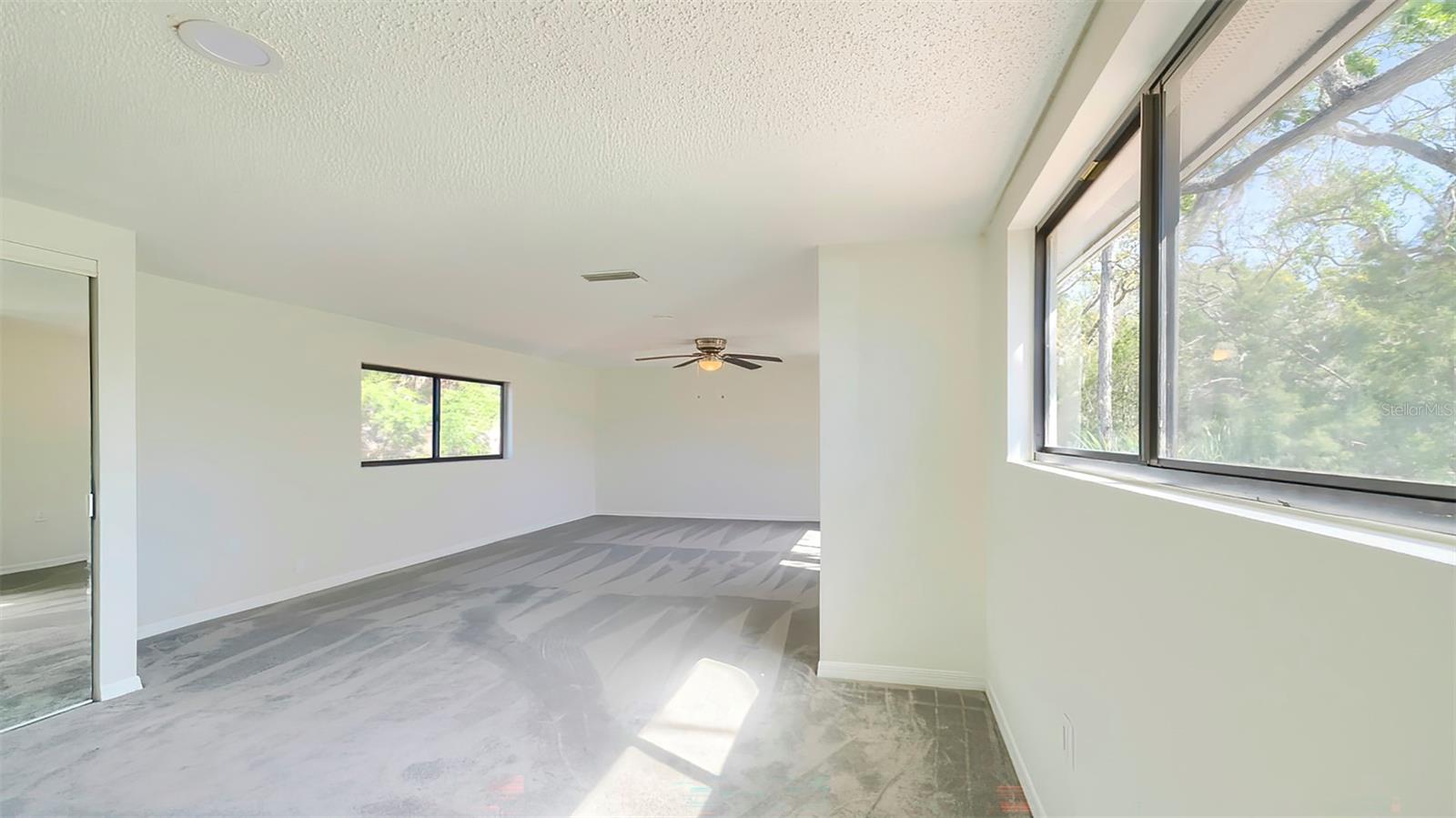 Image 25 of 43 For 7331 Dianne Drive