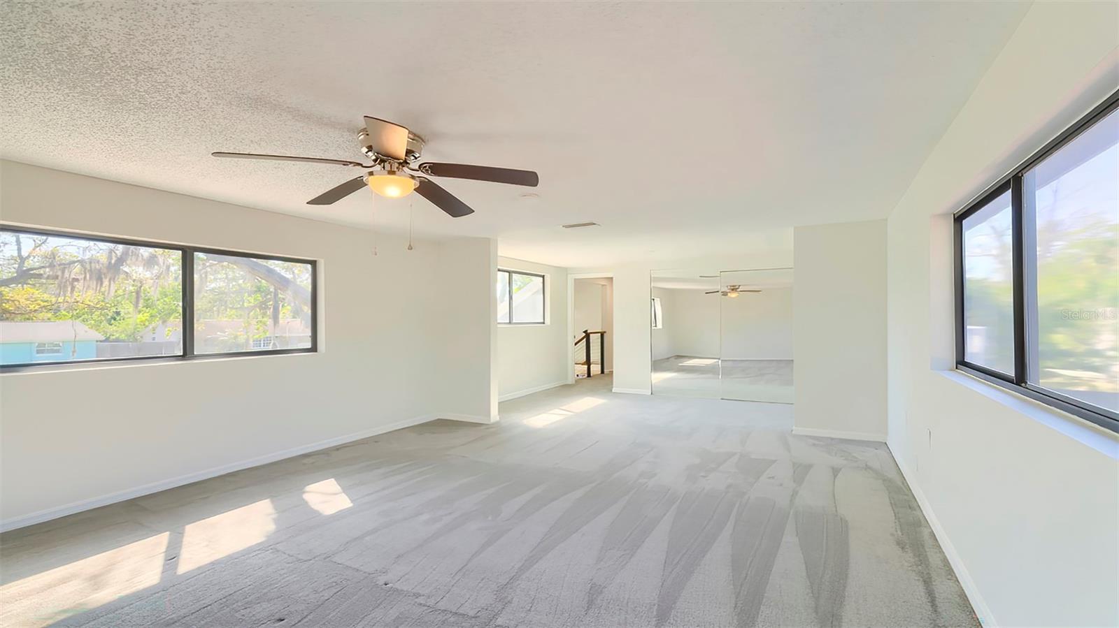 Image 27 of 43 For 7331 Dianne Drive